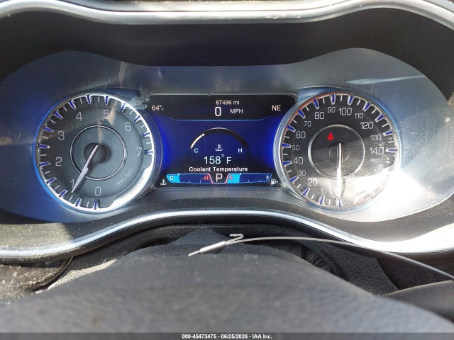 45473475 :رقم المزاد ، 1C3CCCCG3FN524628 vin ، 2015 Chrysler 200 C مزاد بيع