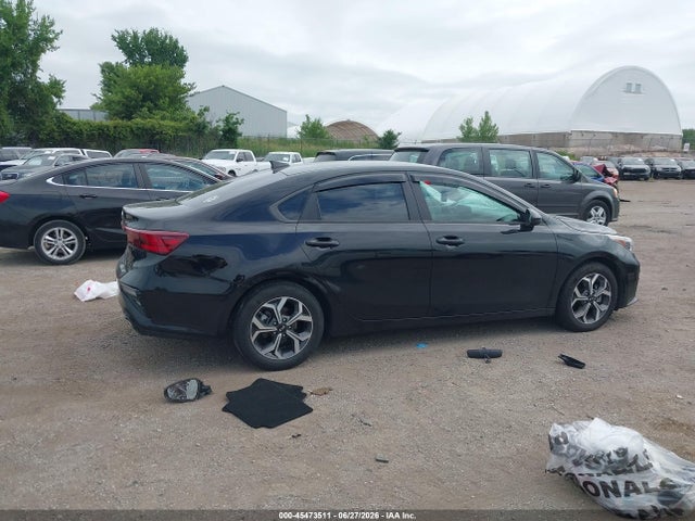 2020 Kia Forte Lxs მანქანა იყიდება აუქციონზე, vin: 3KPF24AD6LE248861, აუქციონის ნომერი: 45473511