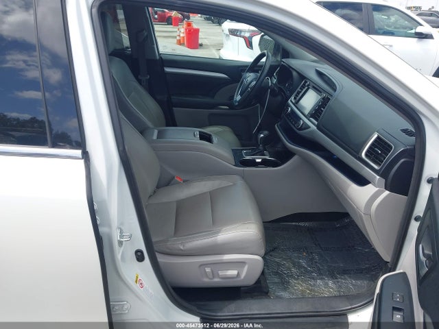 Toyota Highlander Xle 2018 5TDKZRFH2JS527858 Image 5