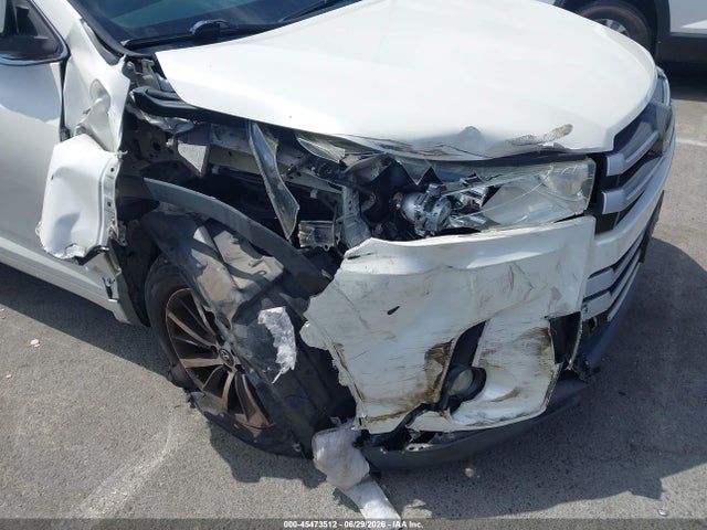Toyota Highlander Xle 2018 5TDKZRFH2JS527858 Image 6