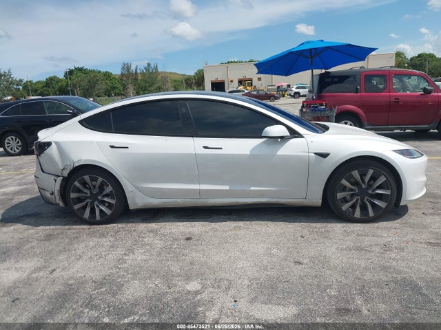 Продажа на аукционе авто 2025 Tesla Model 3, vin: 5YJ3E1EA1SF936526, номер лота: 45473521