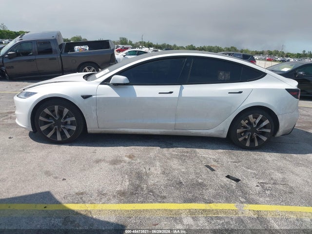 Продажа на аукционе авто 2025 Tesla Model 3, vin: 5YJ3E1EA1SF936526, номер лота: 45473521