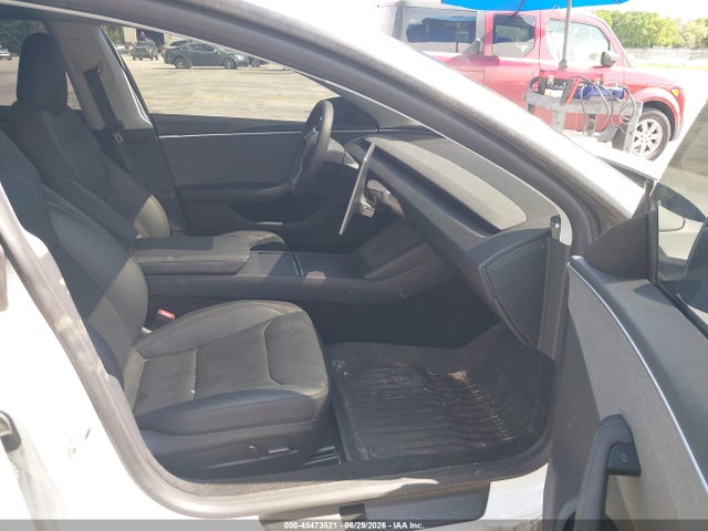 Продажа на аукционе авто 2025 Tesla Model 3, vin: 5YJ3E1EA1SF936526, номер лота: 45473521