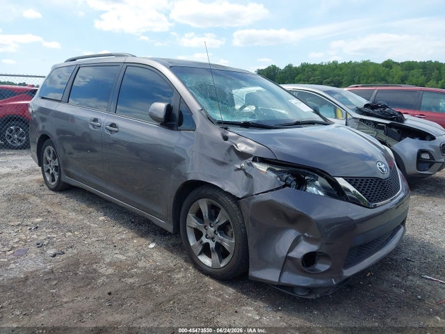 2011 Toyota Sienna Se მანქანა იყიდება აუქციონზე, vin: 5TDXK3DC2BS076155, აუქციონის ნომერი: 45473530