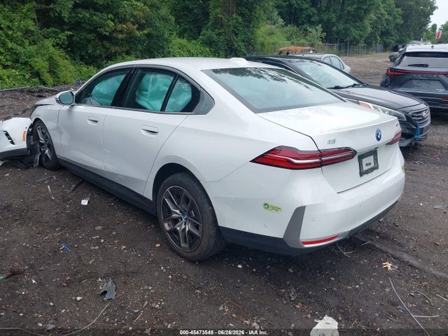 BMW I5 Xdrive40 2025 WBY13HG07SCT13787 Image 3
