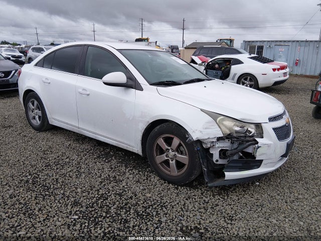 2014 1G1PC5SB4E7117850 main image