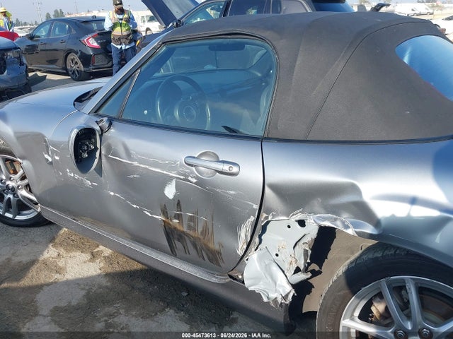 45473613 :رقم المزاد ، JM1NC2JF9D0231500 vin ، 2013 Mazda Mx-5 Miata Sport مزاد بيع