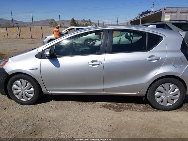 Toyota Prius C Two 2015 JTDKDTB38F1586195 Image 14