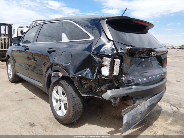 KIA SORENTO LX 2021 5XYRGDLC6MG044813 Image 3