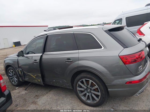 45473676 :رقم المزاد ، WA1VAAF74HD001096 vin ، 2017 Audi Q7 3.0t Premium مزاد بيع