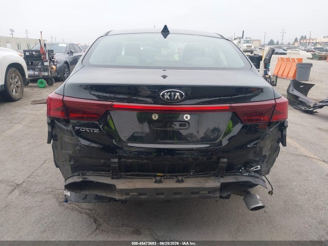 45473693 :رقم المزاد ، 3KPF24AD7LE182868 vin ، 2020 Kia Forte Lxs مزاد بيع