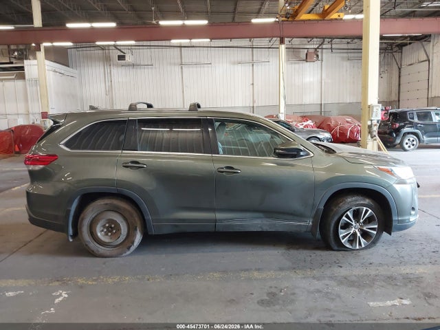 5TDBZRFH2JS880360 Toyota Highlander Le Plus