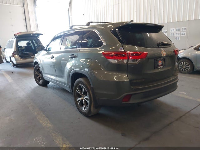 5TDBZRFH2JS880360 Toyota Highlander Le Plus