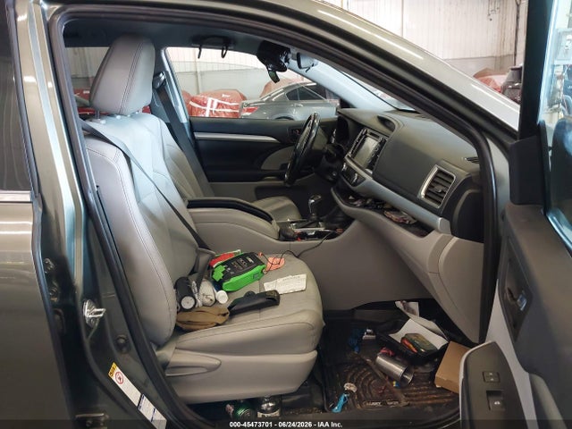 5TDBZRFH2JS880360 Toyota Highlander Le Plus