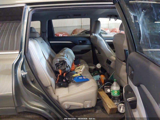 5TDBZRFH2JS880360 Toyota Highlander Le Plus