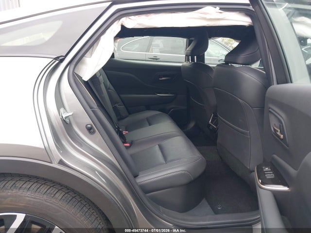 JTDAAAAF6S3033239 Toyota Crown Xle