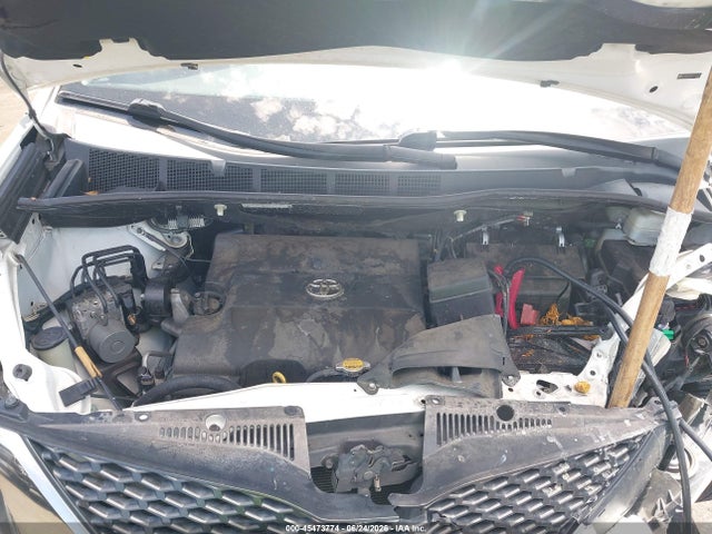 5TDXK3DC9ES413425 Toyota Sienna Se 8 Passenger