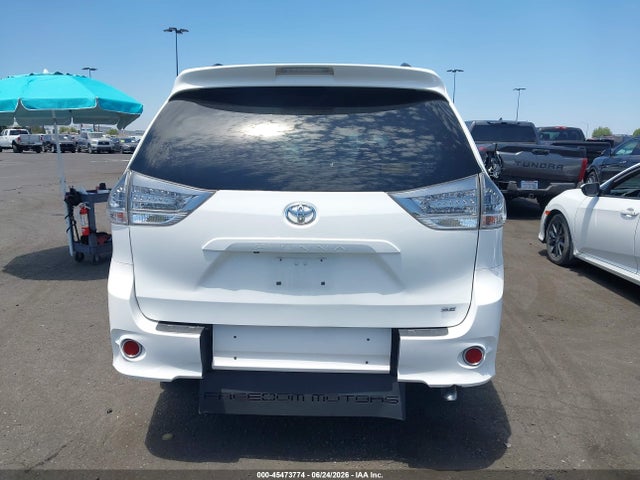 5TDXK3DC9ES413425 Toyota Sienna Se 8 Passenger