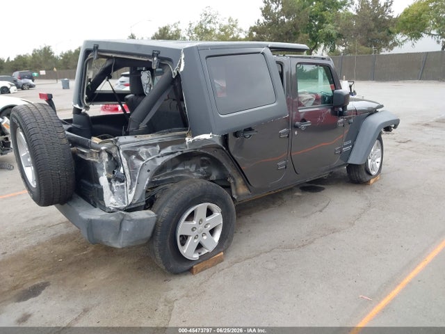 1C4BJWDGXHL644406 Jeep Wrangler Unlimited Sport