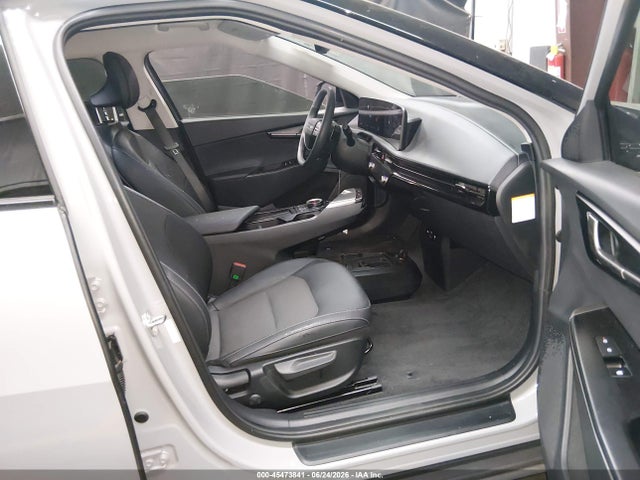 KIA Ev6 Light Long Range Rwd 2025 5XYC34JA6SG002092 Image 5
