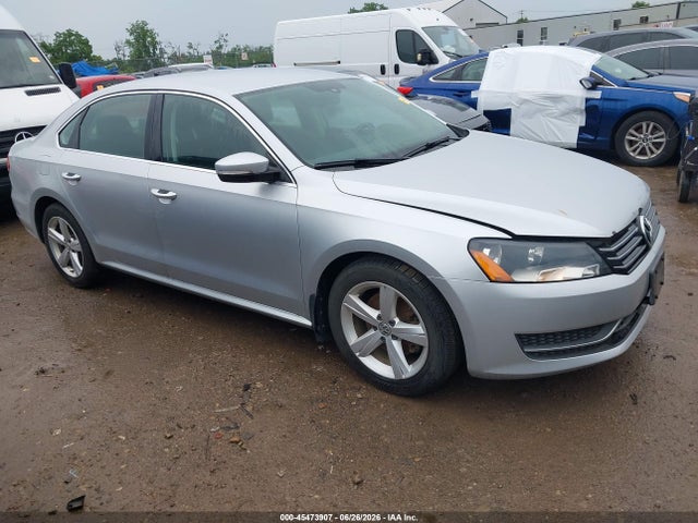 45473907 :رقم المزاد ، 1VWBP7A3XDC108567 vin ، 2013 Volkswagen Passat 2.5l Se مزاد بيع