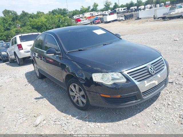 2008 Volkswagen Passat Turbo მანქანა იყიდება აუქციონზე, vin: WVWJK73C78P070045, აუქციონის ნომერი: 45473934
