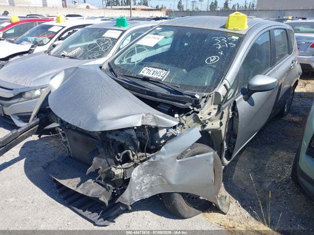Nissan Versa Note S (sr)/s Plus/sl/sr/sv 2015 3N1CE2CP5FL379174 Image 2