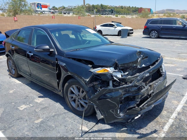 Auction sale of the 2020 Kia Optima Lx, vin: 5XXGT4L30LG402400, lot number: 45473942