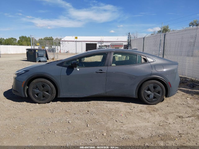Продаж на аукціоні авто 2024 Toyota Prius Le, vin: JTDACAAU4R3033419, номер лоту: 45473948