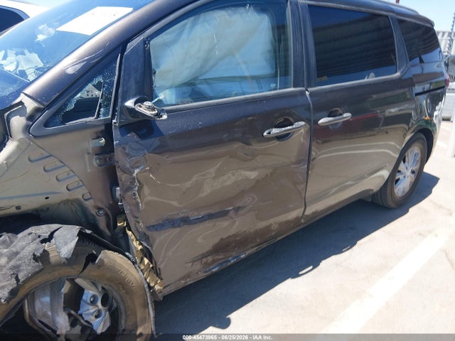 KIA SEDONA LX 2016 KNDMB5C11G6125996 Image 12