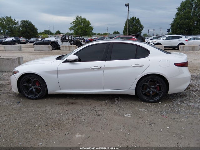 Продаж на аукціоні авто 2018 Alfa Romeo Giulia Ti Sport Awd, vin: ZARFAEEN4J7595250, номер лоту: 45473993