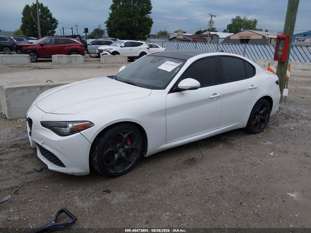 Продаж на аукціоні авто 2018 Alfa Romeo Giulia Ti Sport Awd, vin: ZARFAEEN4J7595250, номер лоту: 45473993