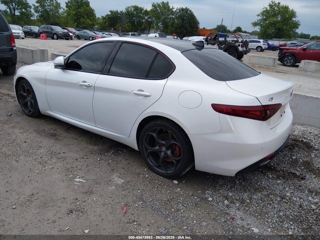 Продаж на аукціоні авто 2018 Alfa Romeo Giulia Ti Sport Awd, vin: ZARFAEEN4J7595250, номер лоту: 45473993