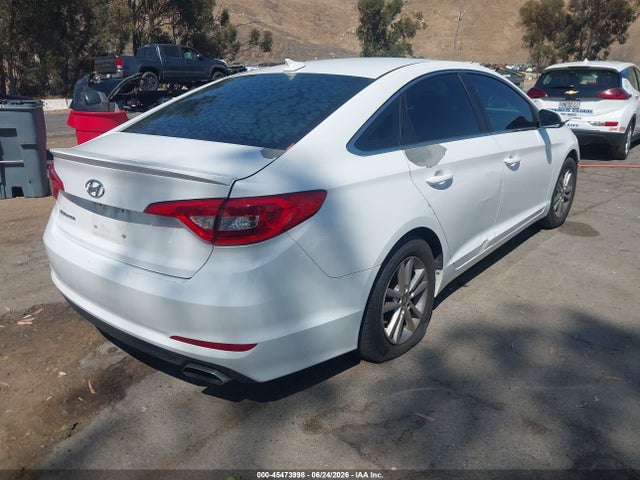 Hyundai SONATA SE 2017 5NPE24AF0HH538481 Image 4