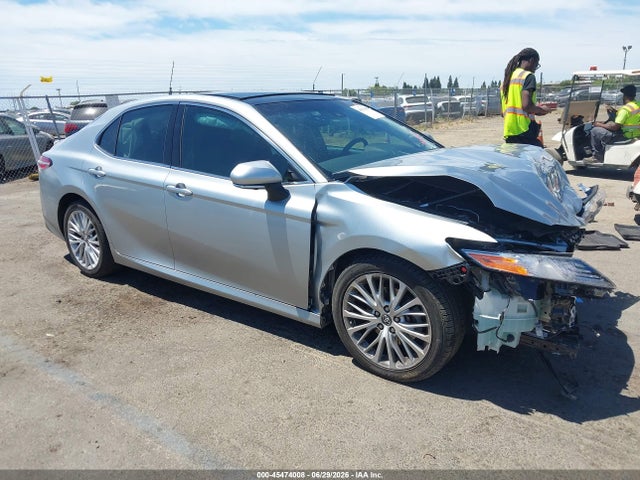 Toyota Camry Xle V6 2018 4T1BZ1HK5JU002956 main image