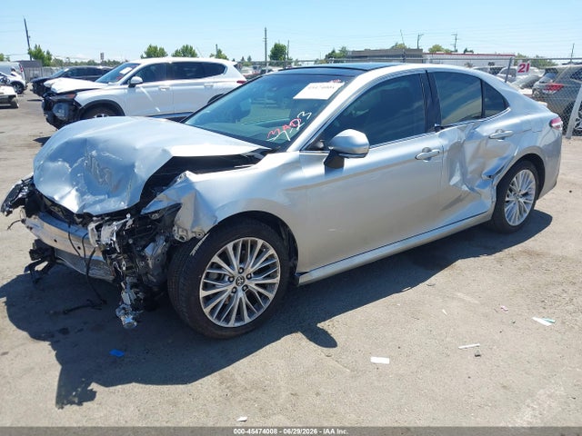 4T1BZ1HK5JU002956 Toyota Camry Xle V6