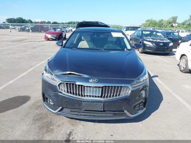 2017 Kia Cadenza Limited მანქანა იყიდება აუქციონზე, vin: KNALC4J18H5060414, აუქციონის ნომერი: 45474023