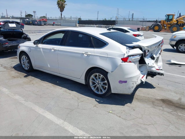 Ford Fusion Energi Titanium 2019 3FA6P0SU7KR175005 Image 3