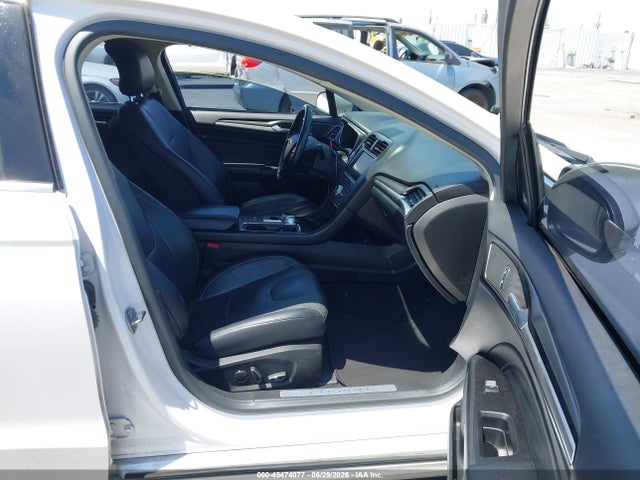 Ford Fusion Energi Titanium 2019 3FA6P0SU7KR175005 Image 5