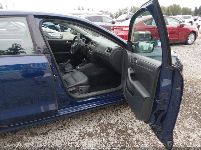 3VWD17AJ3EM422408 Volkswagen Jetta 1.8t Se