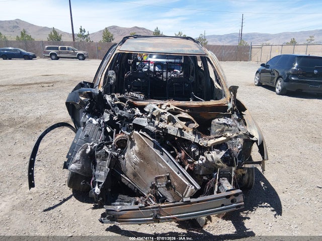 5N1AT2MV5LC737531 Nissan Rogue S Intelligent Awd