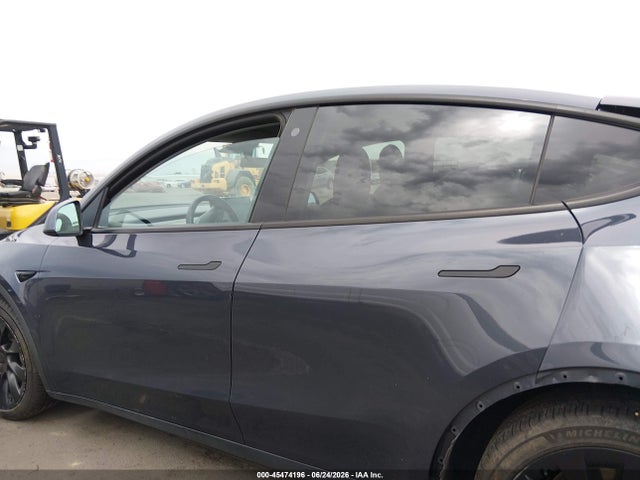 45474196 :رقم المزاد ، 5YJYGDEEXMF285596 vin ، 2021 Tesla Model Y Long Range Dual Motor All-wheel Drive مزاد بيع