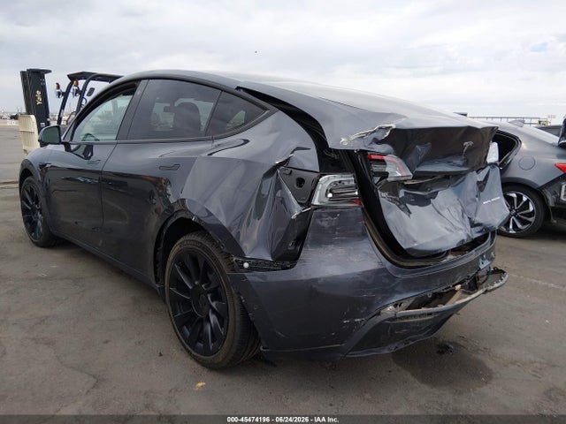 45474196 :رقم المزاد ، 5YJYGDEEXMF285596 vin ، 2021 Tesla Model Y Long Range Dual Motor All-wheel Drive مزاد بيع