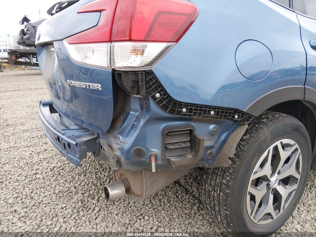 Subaru Forester Premium 2019 JF2SKAEC9KH495977 Image 19