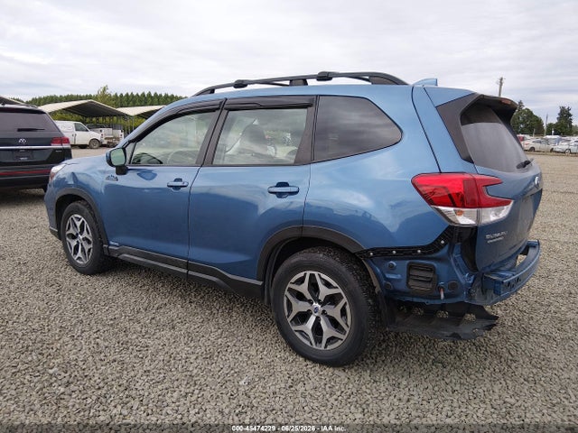 Subaru Forester Premium 2019 JF2SKAEC9KH495977 Image 3