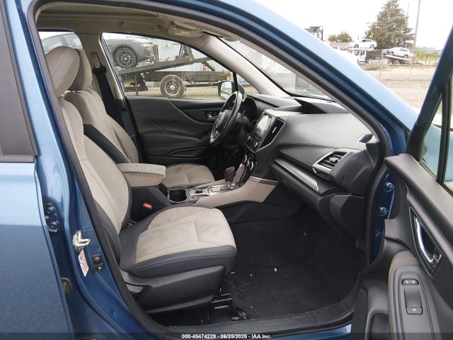 Subaru Forester Premium 2019 JF2SKAEC9KH495977 Image 5