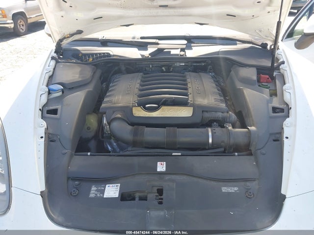 Porsche Cayenne Platinum Edition 2014 WP1AA2A21ELA08528 Image 10