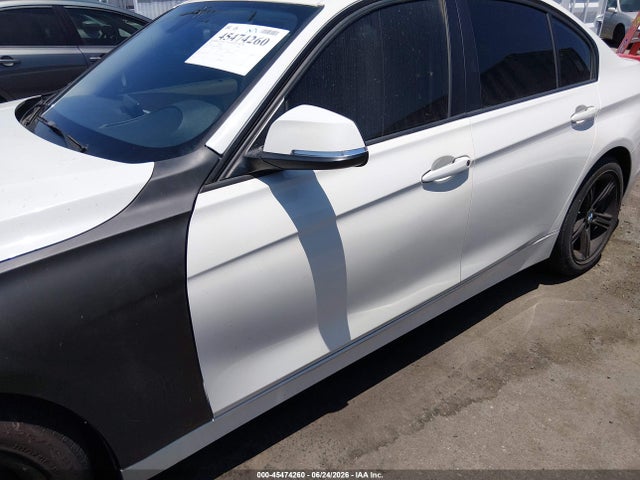 2013 Bmw 328i მანქანა იყიდება აუქციონზე, vin: WBA3A5C53DF351922, აუქციონის ნომერი: 45474260