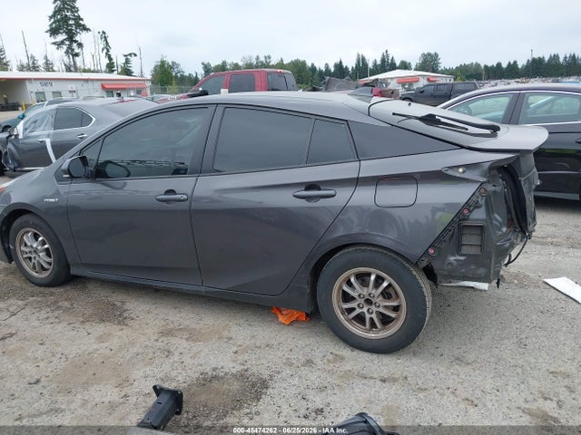 Toyota Prius Two 2017 JTDKBRFU2H3554944 Image 13