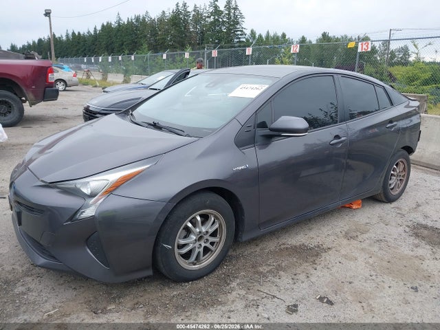 Toyota Prius Two 2017 JTDKBRFU2H3554944 Image 2